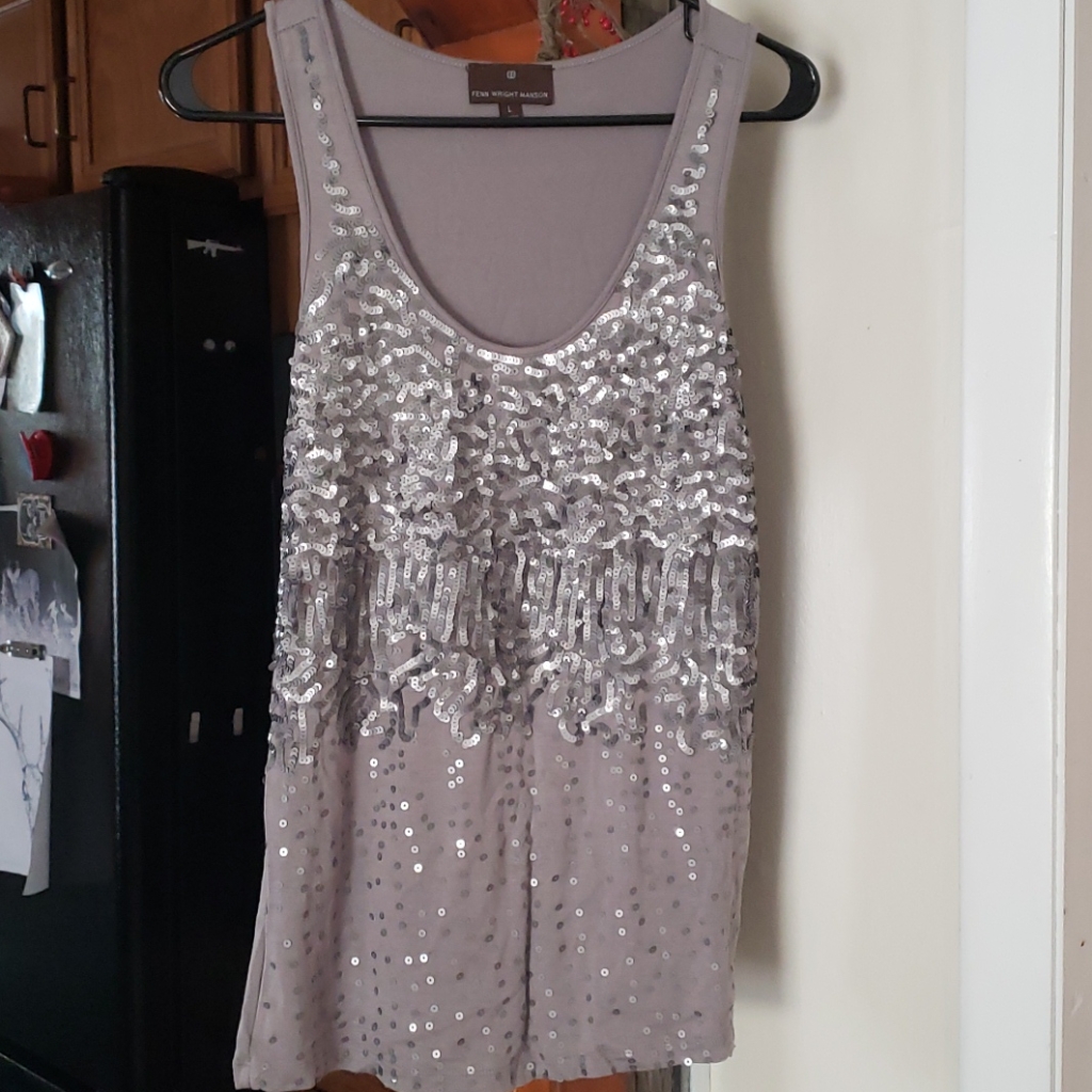 Gray Sequenced Tank